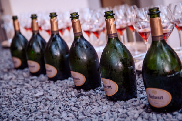 Sponsors integration to SwissGlam events with luxury oriented audience