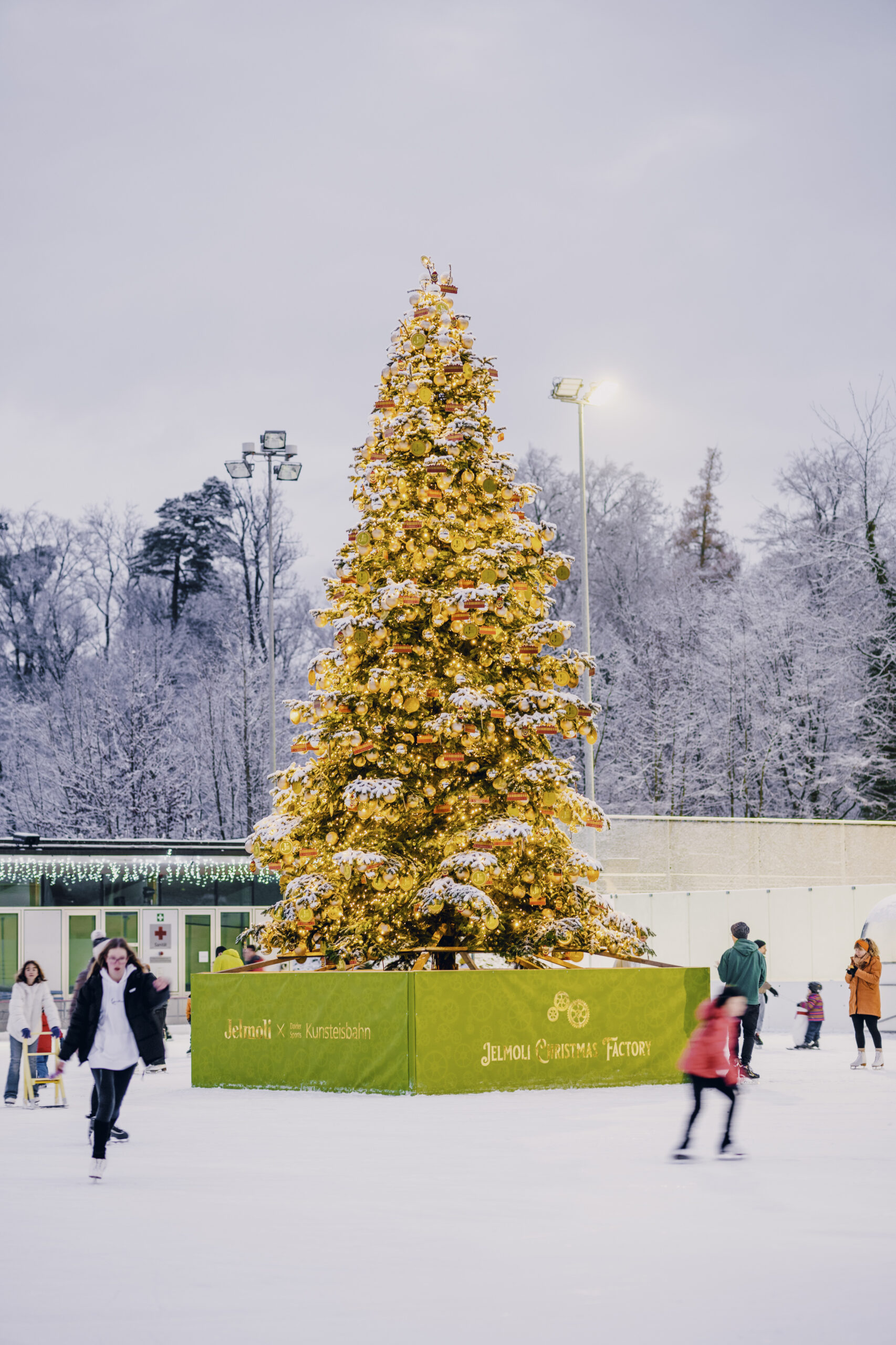Jelmoli x Dolder Ice Rink