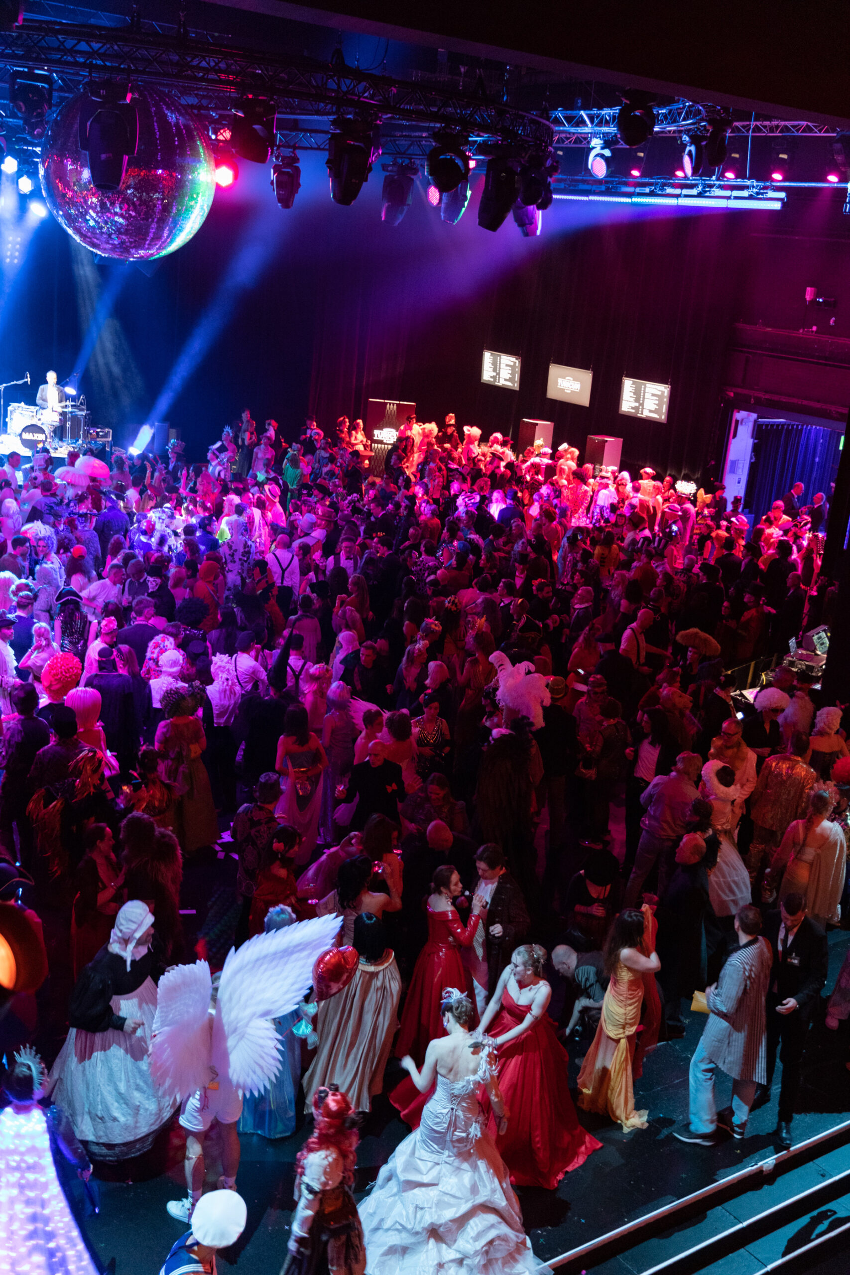 Overdress! Costume Party 2025 &#8211; Opera House Zurich
